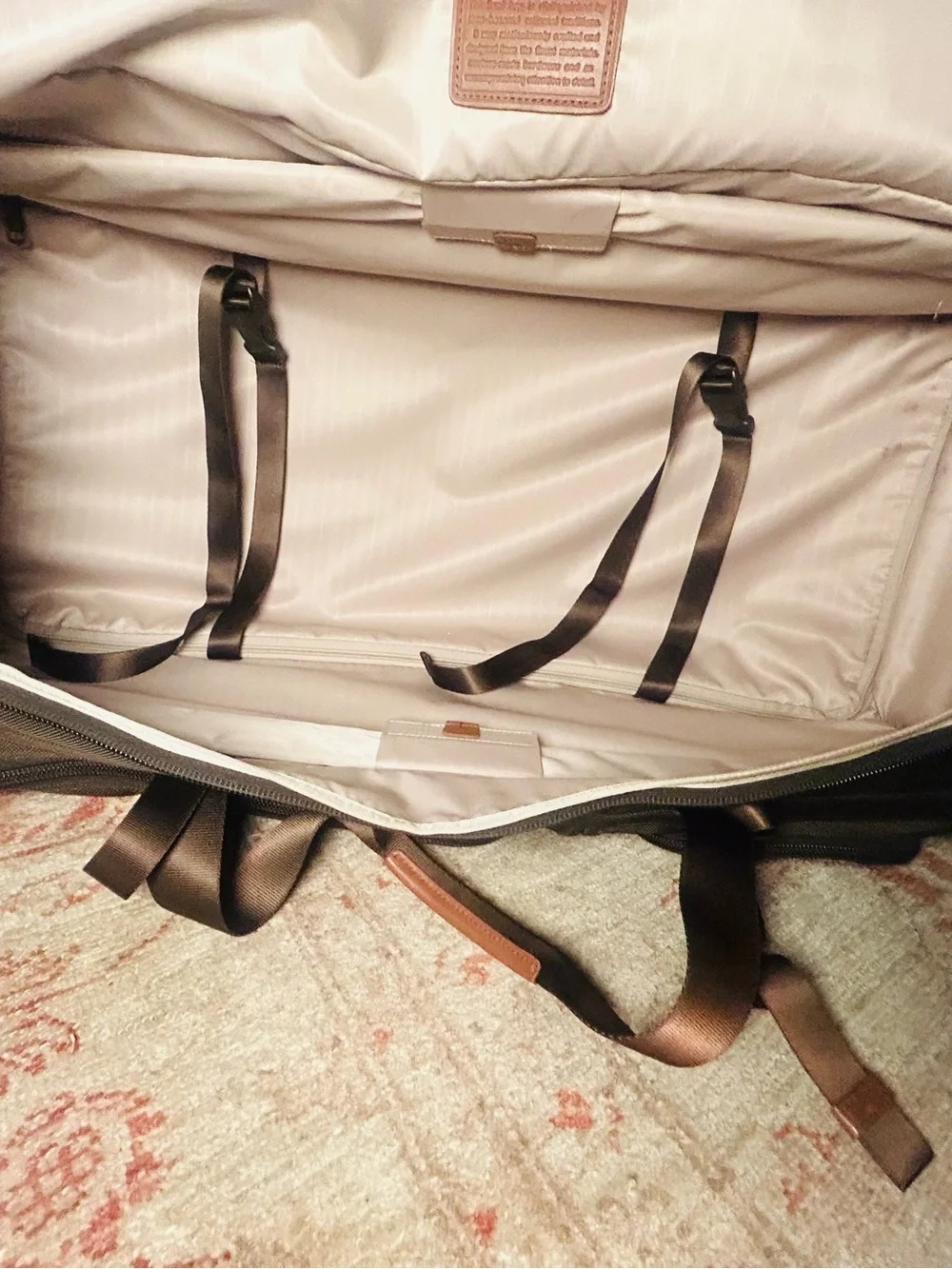 TUMI …LARGE  Alpha Bag